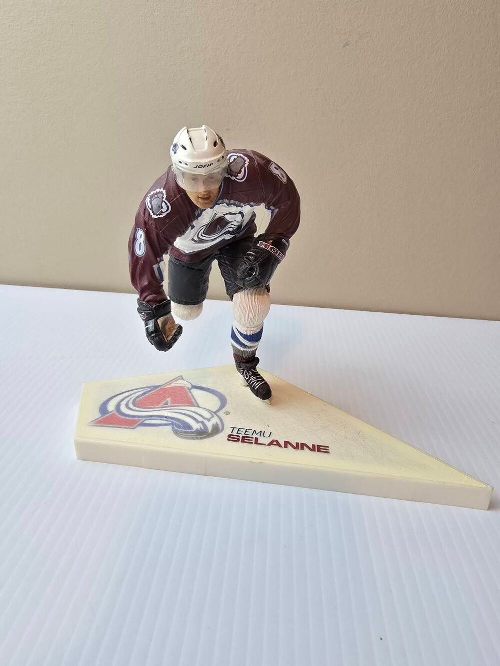 Teemu Selanne Figure Colorado Avalanche NHL 2003